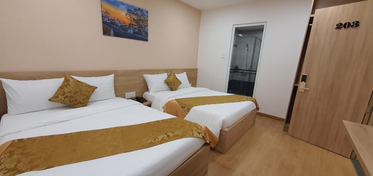 Centro Hotel Dalat Luaran gambar